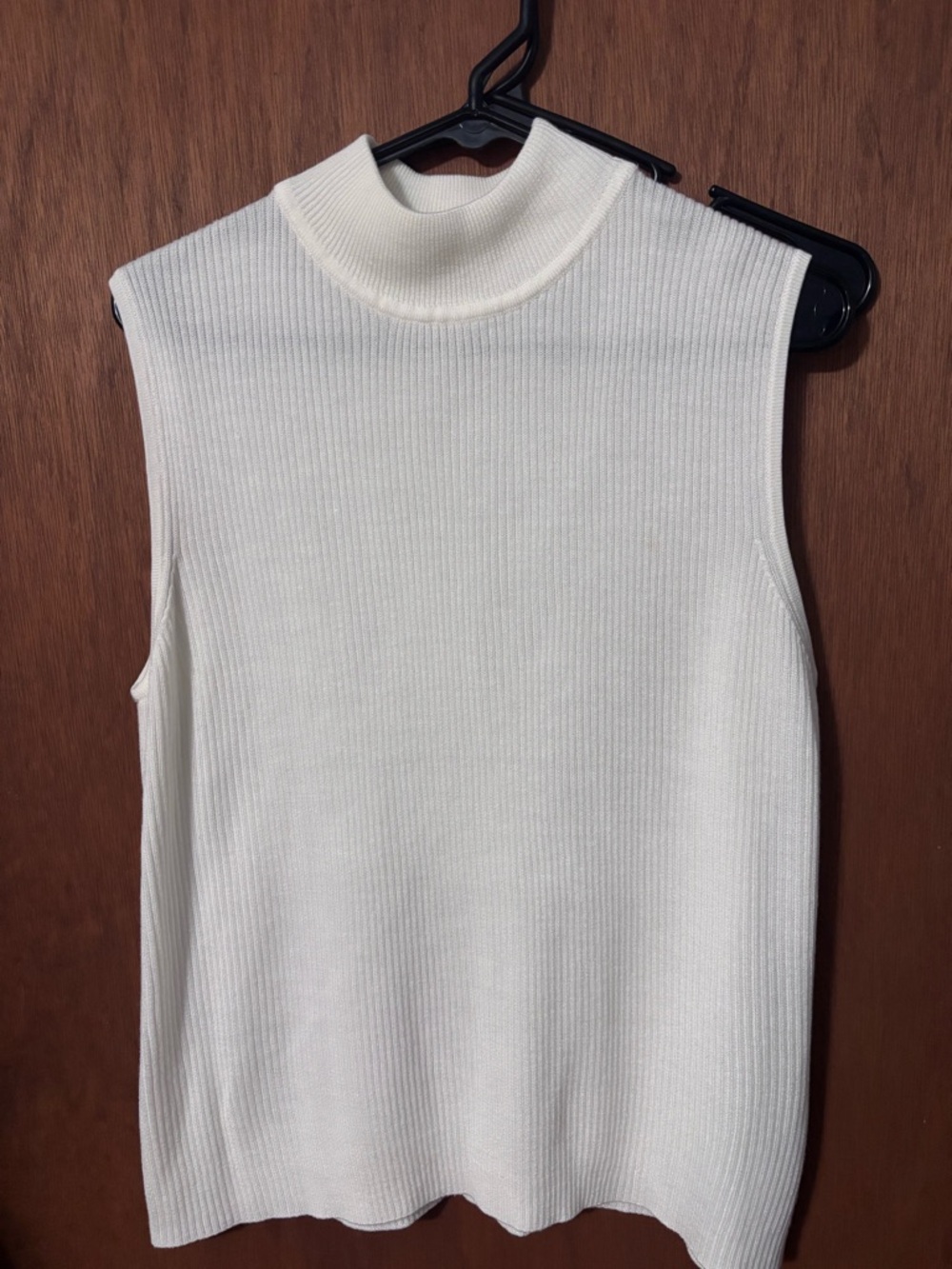 croft & barrow Cream Sleeveless Mock Neck Ribbed Tank
